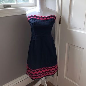 LAT CALL BEFORE DONATING!!  Vineyard Vines Strapless Dress